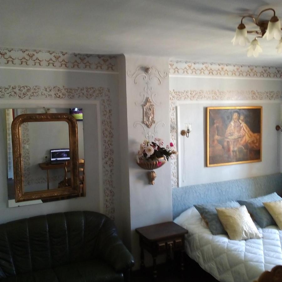 Appartement De Ville Medievale Vinca Ngoại thất bức ảnh