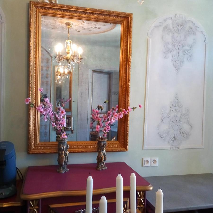 Appartement De Ville Medievale Vinca Ngoại thất bức ảnh