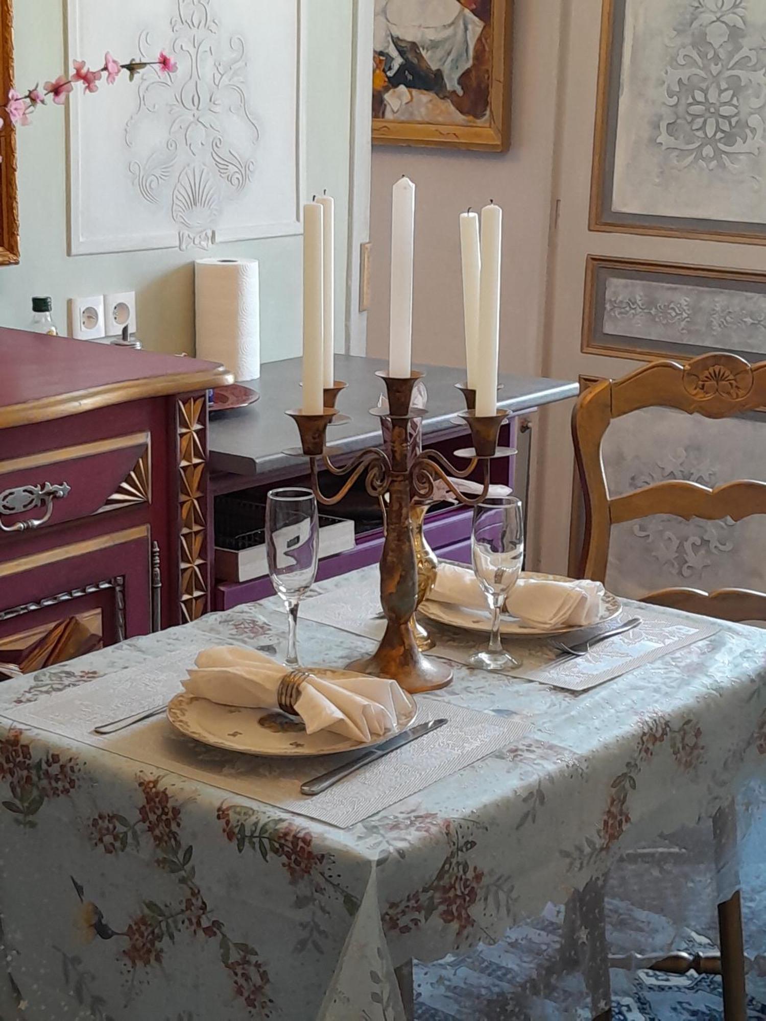 Appartement De Ville Medievale Vinca Ngoại thất bức ảnh